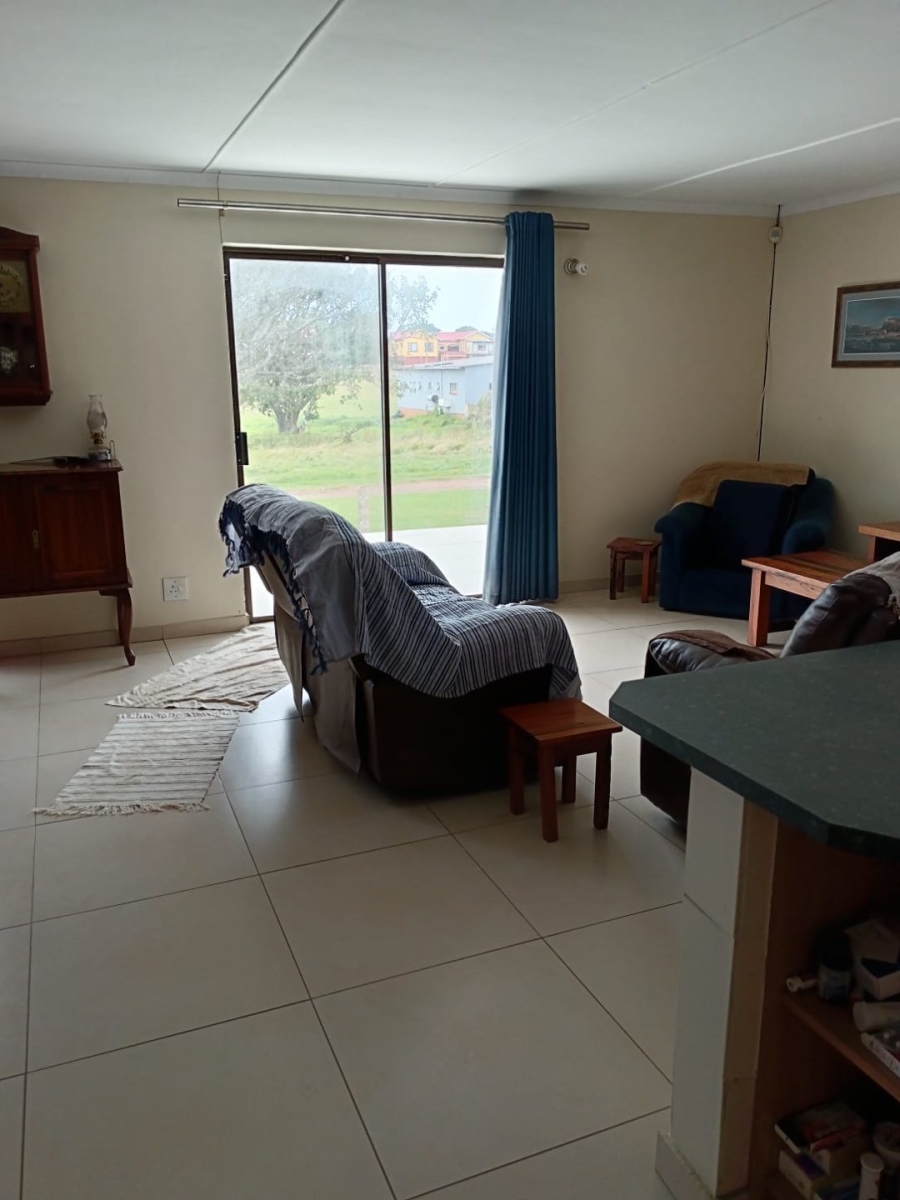 To Let  Bedroom Property for Rent in Kaysers Beach Eastern Cape